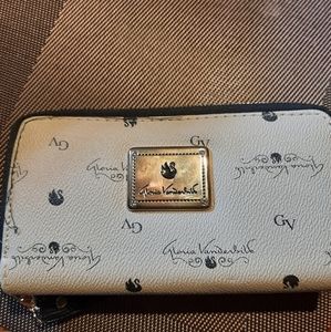 Gloria Vanderbilt Wallet